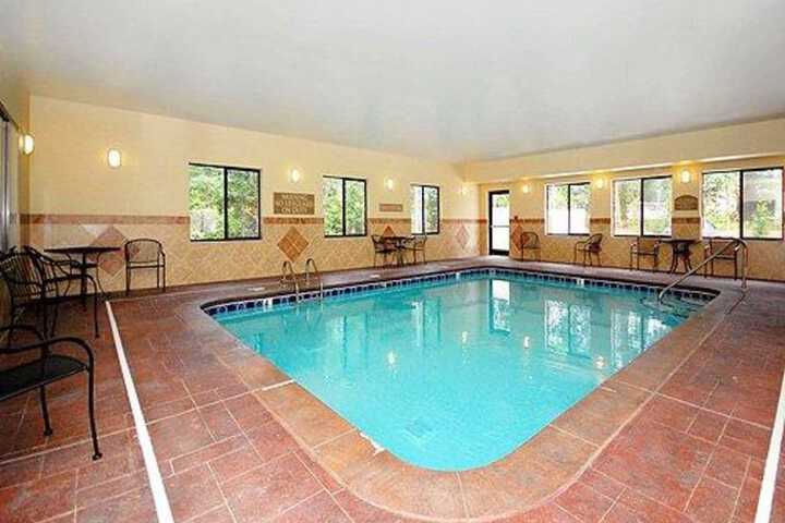 Pool 4 of 34