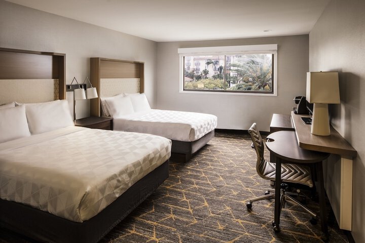 Holiday Inn Santa Ana-Orange Co. Arpt by IHG