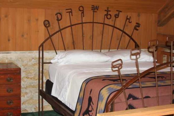 Utopia River Retreat