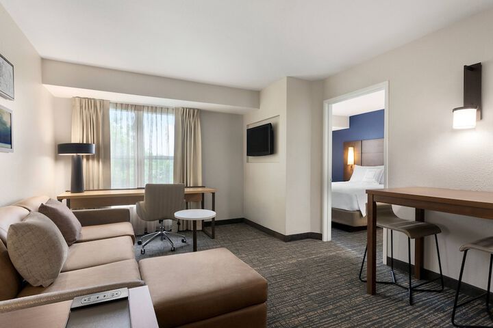Room 17 of 29