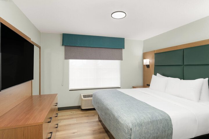 Wingate Suites by Wyndham Mansfield
