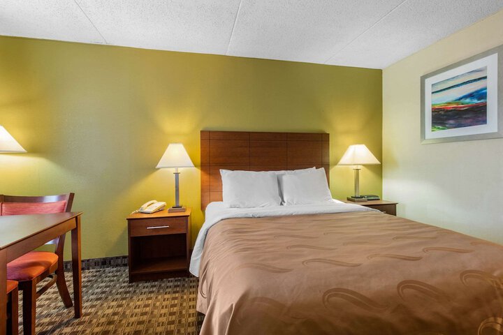 Room 28 of 31
