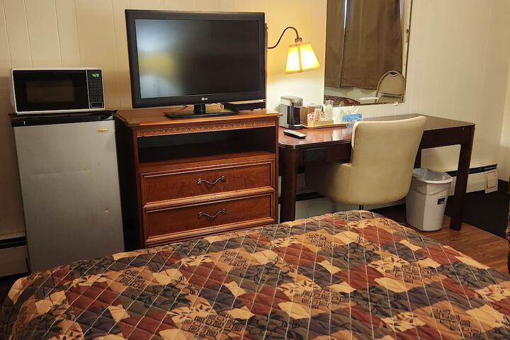 Room 13 of 21