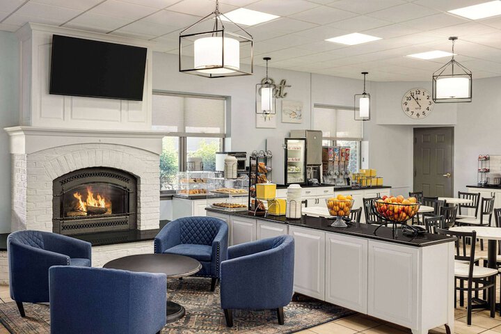 Days Inn by Wyndham Hershey