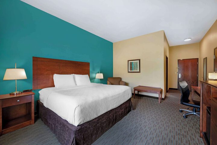 Room 21 of 53