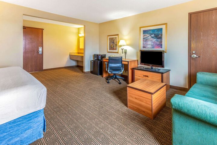 Room 25 of 30