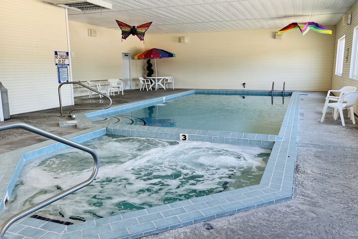 Pool 4 of 51