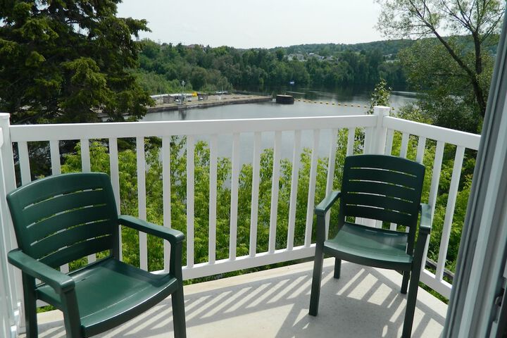 Terrace/Patio 35 of 40