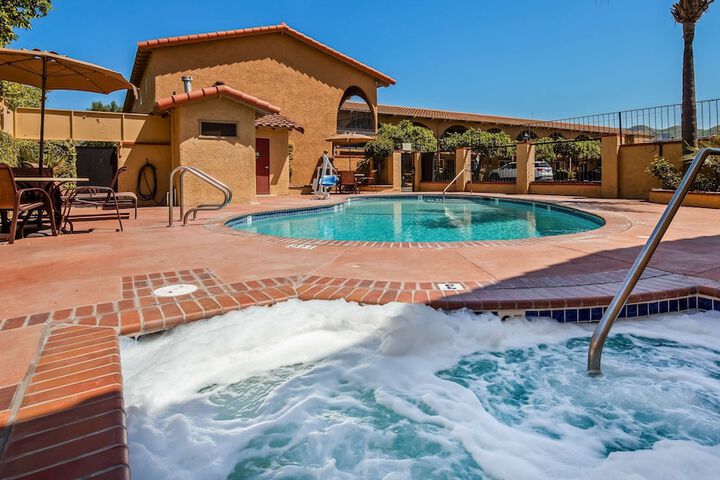 Pool 5 of 36