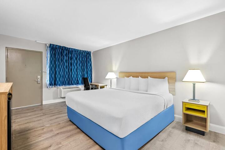 Days Inn by Wyndham Chesapeake