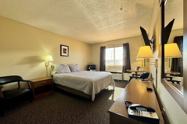 Room 16 of 29