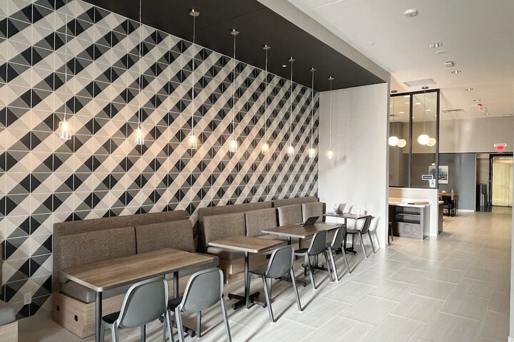 Hotel Interior 4 of 12