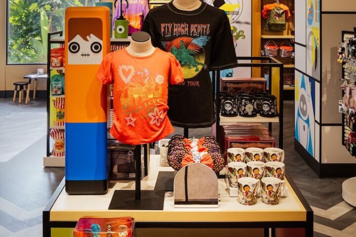 Gift Shop 23 of 23