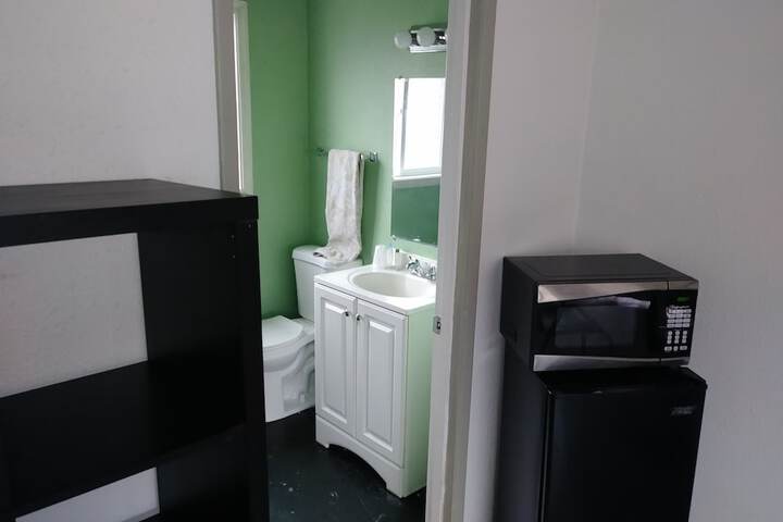 Room 27 of 30
