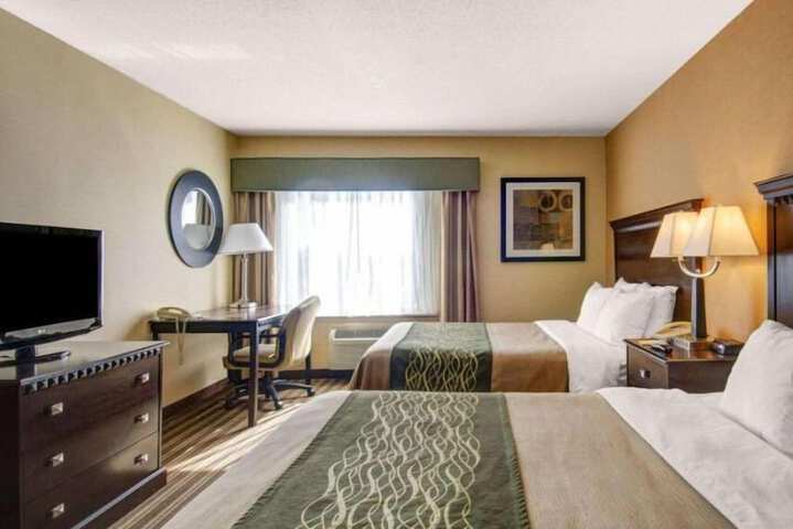 Room 5 of 27