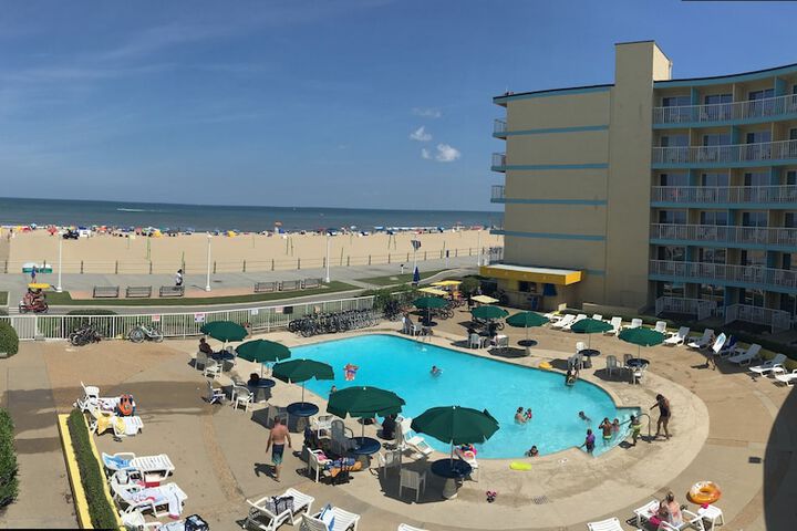 Pool 8 of 67