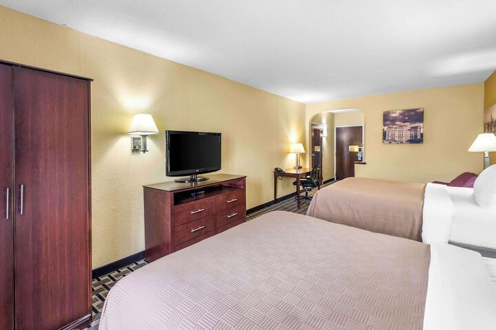 Room 27 of 50