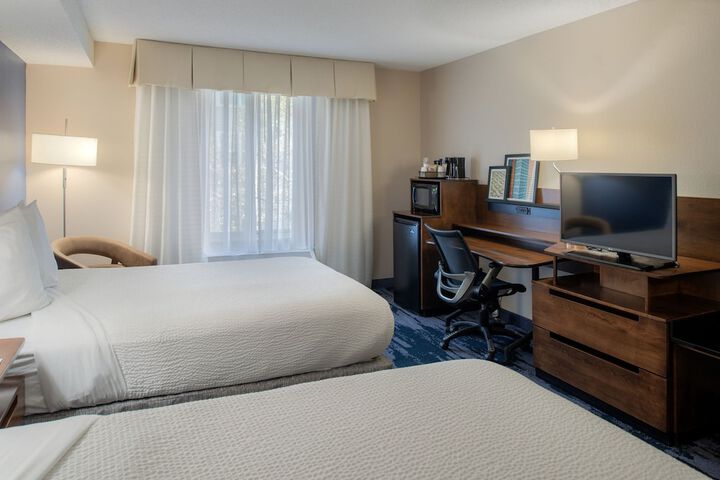 Fairfield Inn & Suites Dayton Troy