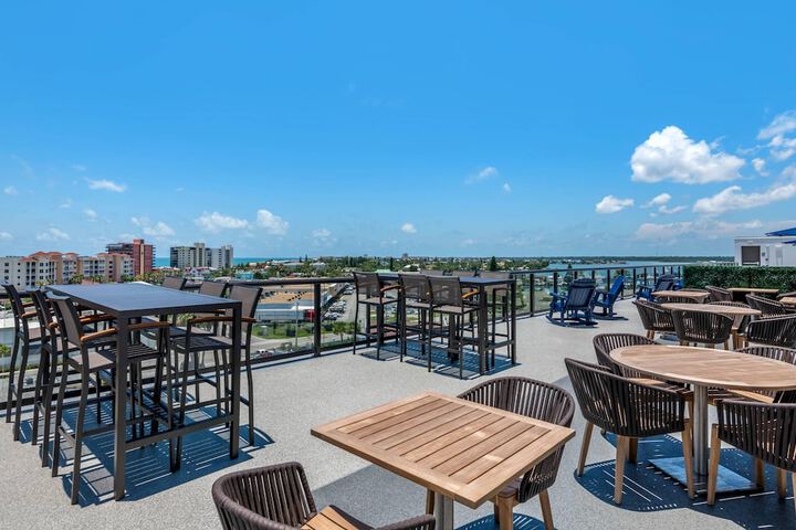 Cambria Hotel St. Petersburg-Madeira Beach Marina