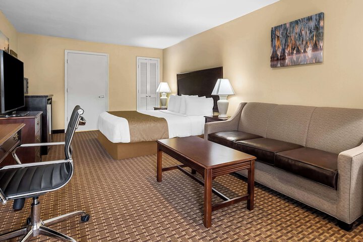 Best Western Forest Inn