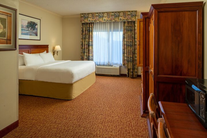 Room 12 of 29
