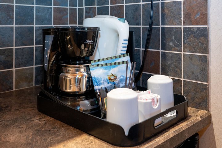 Breakfast/Coffee Service 73 of 86