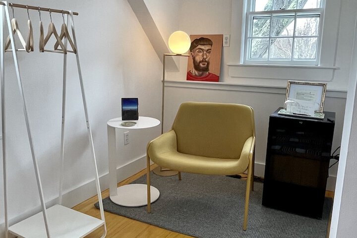 Room 33 of 68
