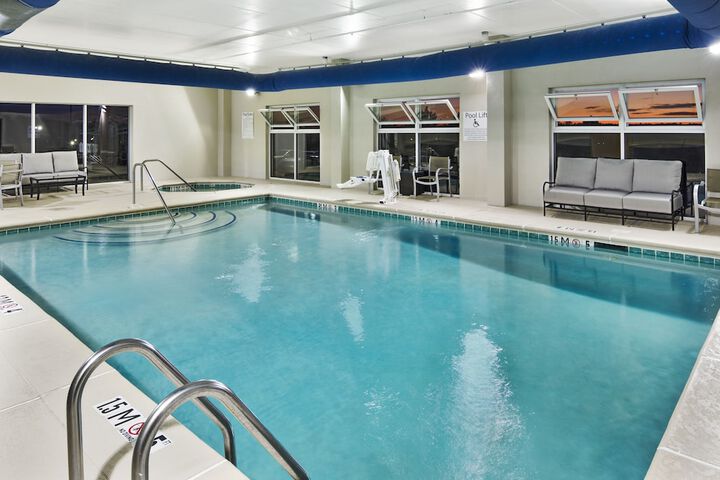 Pool 11 of 49