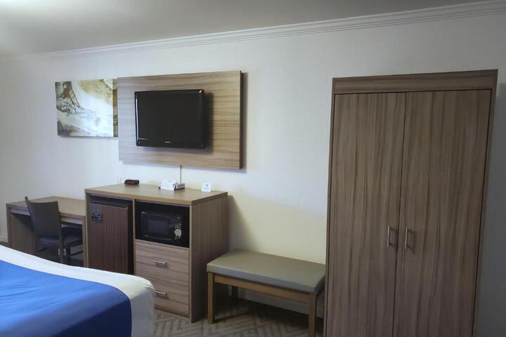 Exchange Club Motel