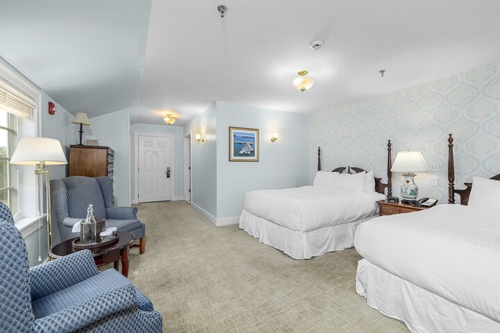 Room 52 of 91