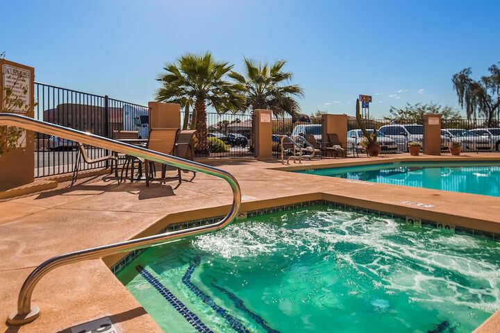 Pool 4 of 16