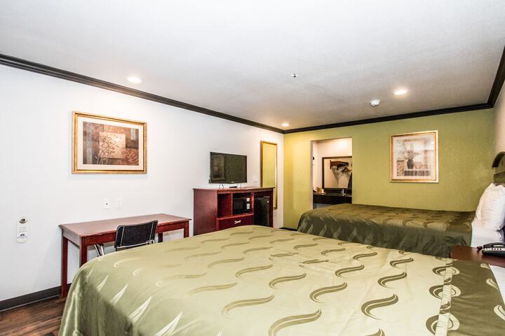 Room 7 of 17
