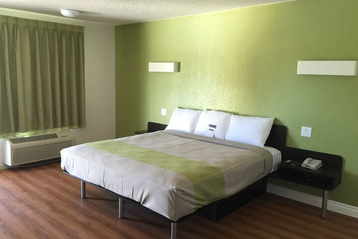 Room 20 of 40