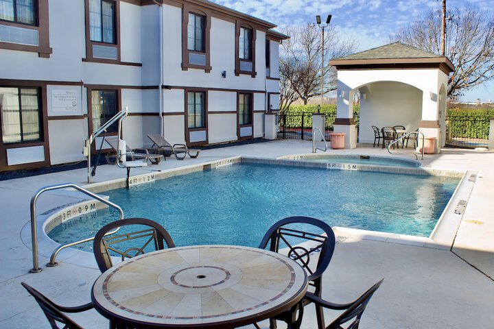 Pool 5 of 64