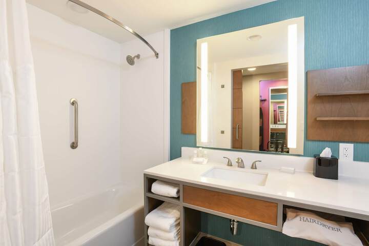 Room 22 of 56