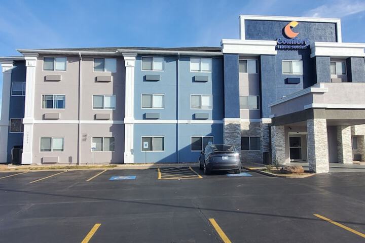 Hotel 6 of 40