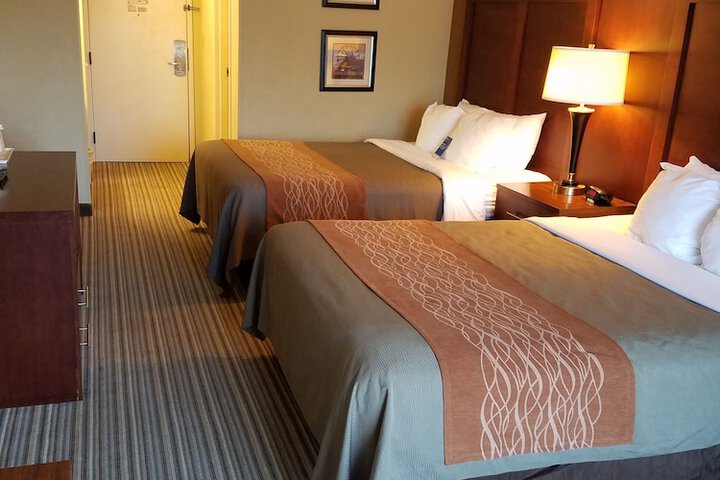 Room 16 of 46