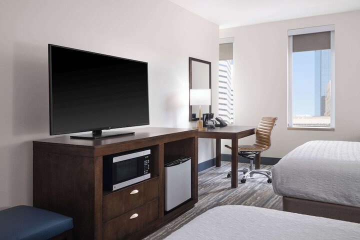 Room 19 of 54