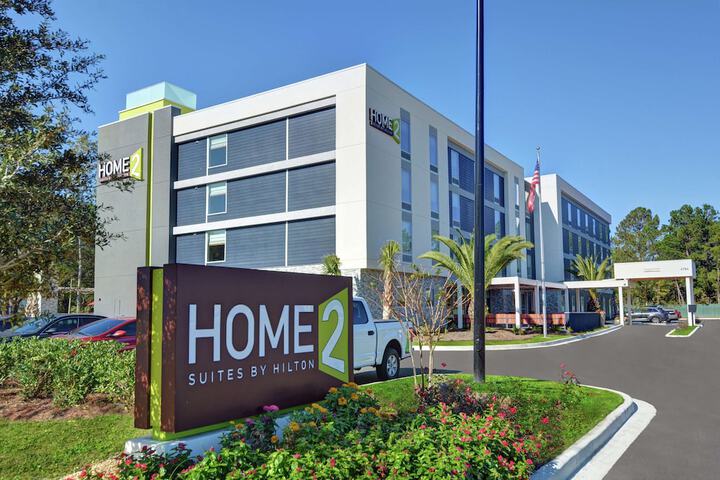 Hotel 2 of 49