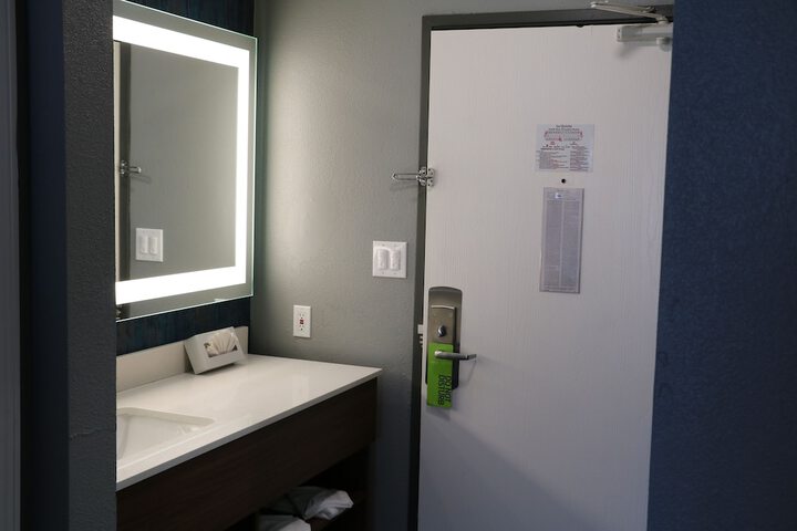 La Quinta Inn & Suites by Wyndham Chicago Gurnee