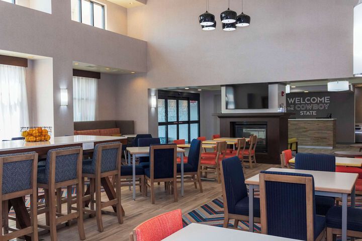 Hampton Inn & Suites Riverton