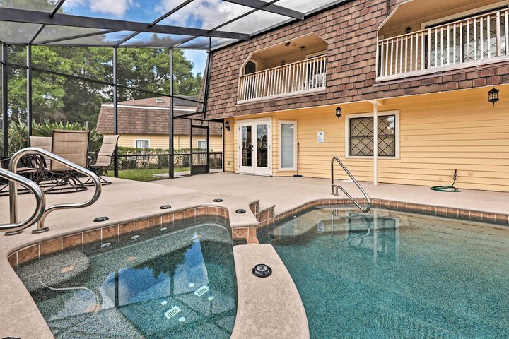 The Aviators Dream: Pool Spa & Private Runway!