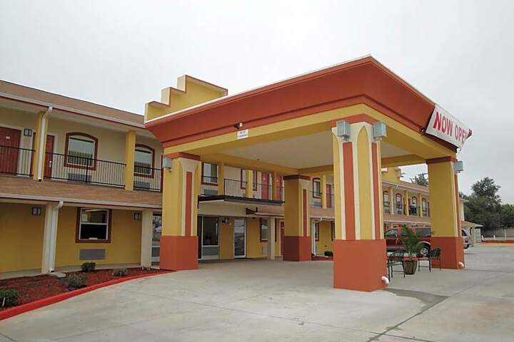 Sands Inn & Suites