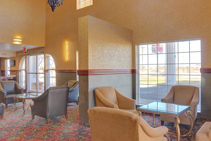 Quality Inn & Suites Roswell North