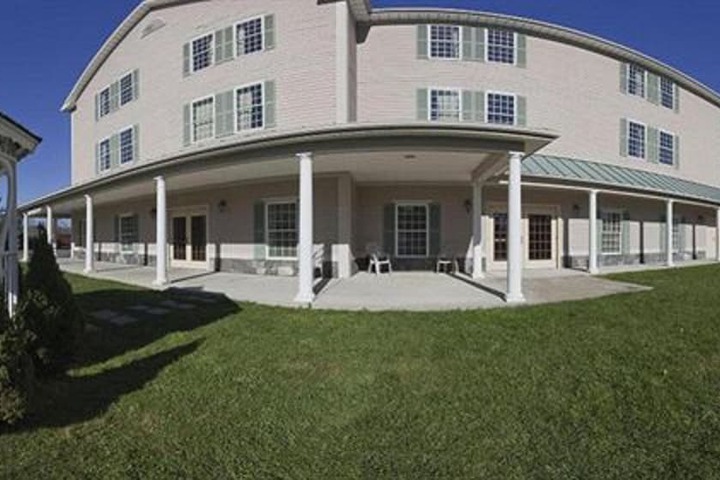 Hotel Exterior 72 of 75