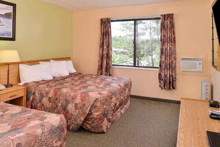 Room 18 of 35