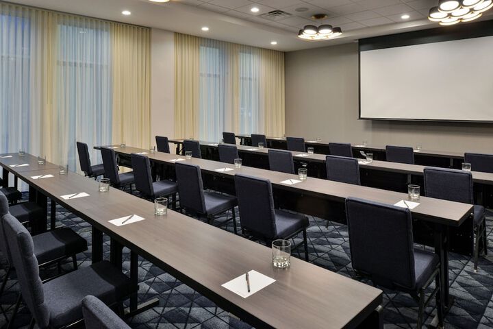Courtyard by Marriott Raleigh Cary Crossroads