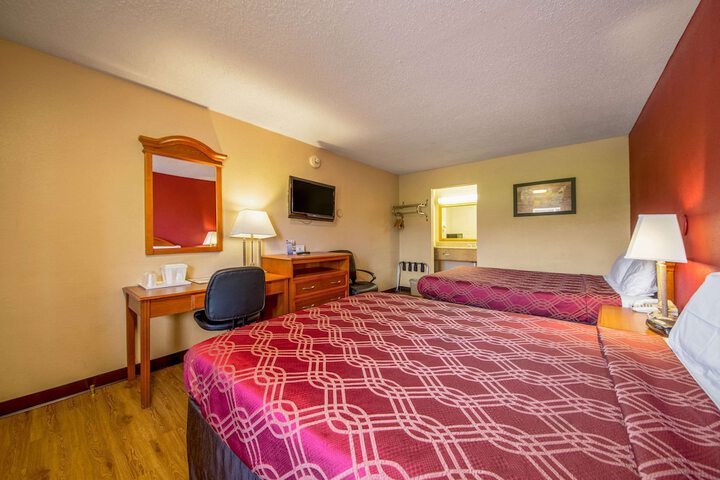 Room 19 of 28