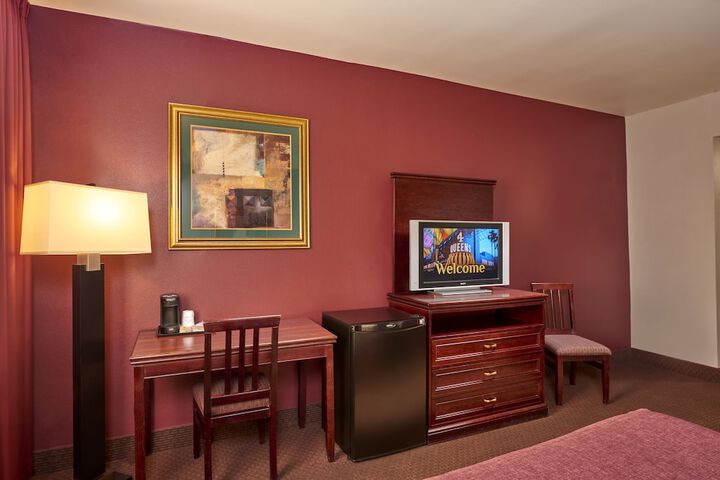 Room 15 of 41