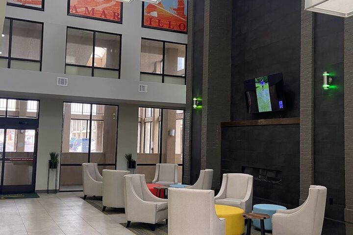 Hotel Interior 11 of 44